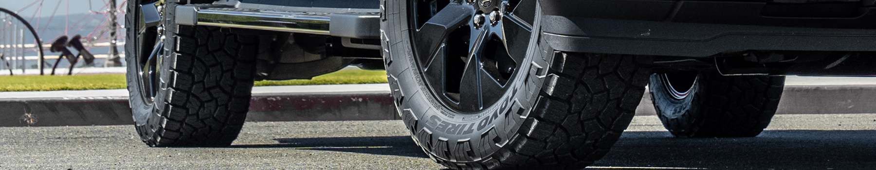 pneu_tout-terrain_pour_camionnettes_electriques_-_banniere